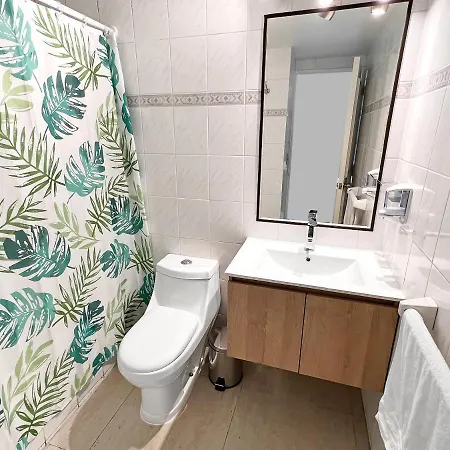 Puerto Velero Primera Linea Primer Piso Con Jardin, Piscina Y Playa! 7Pax Exterior photo
