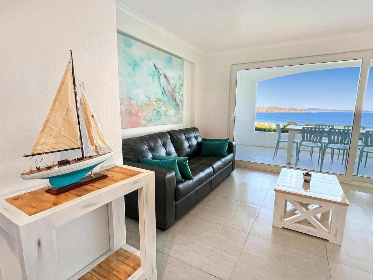 Primera Linea Primer Piso Con Jardin, Piscina Y Playa! 7pax Apartment